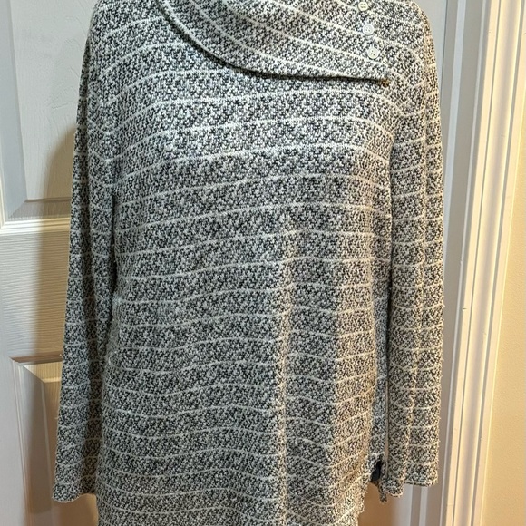 Talbots Gray & White Tunic Size L - Picture 2 of 12